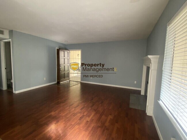 Foto del edificio - Coming Soon! 2 Bedroom Condo in Gated Community!