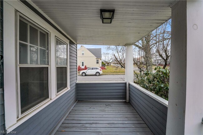 Building Photo - 5143 E 113th St