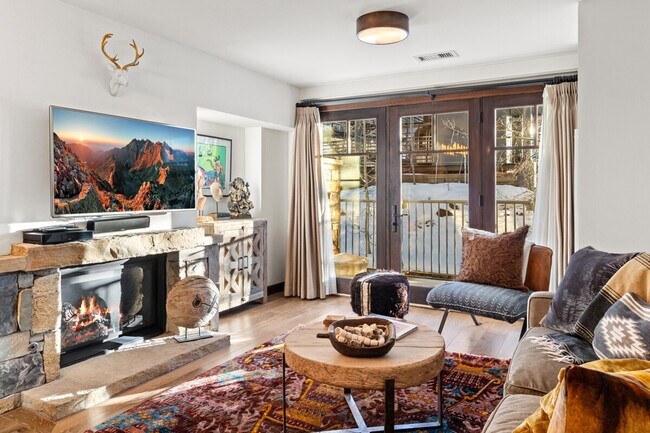 Foto del edificio - 117 Lost Creek Ln