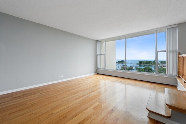 Foto del edificio - 3200 N Lake Shore Dr