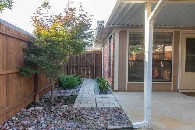 Foto del edificio - 557 Grace Dr