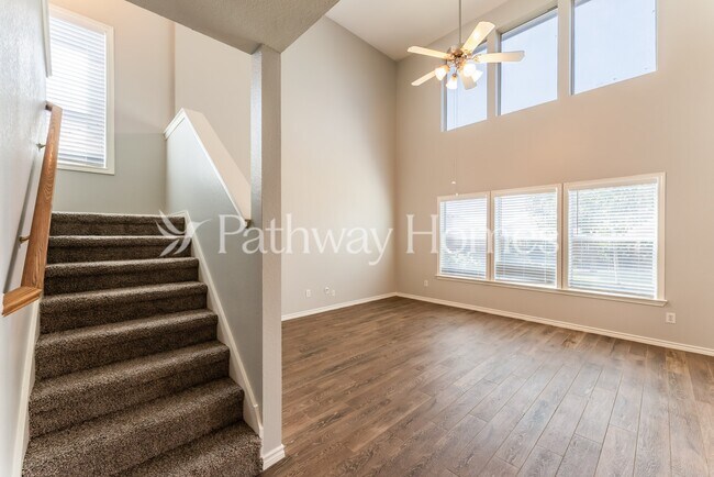 Building Photo - 212 Hereford Dr