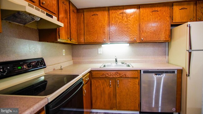 Building Photo - 2308 Aspen Cir