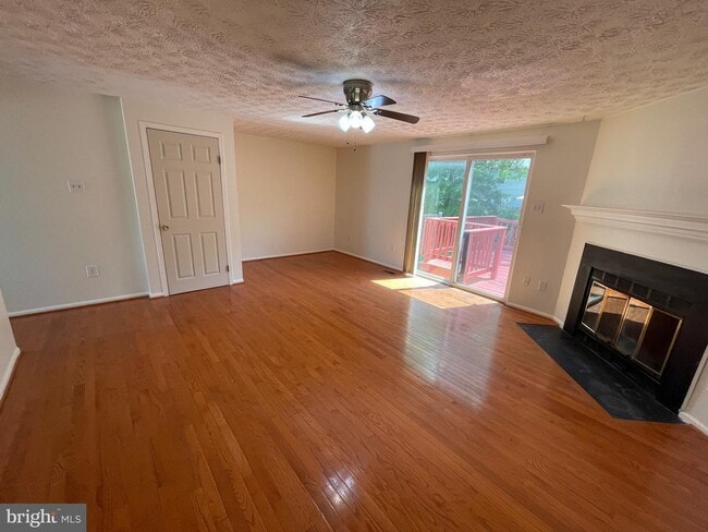 Building Photo - 15407 Norwalk Ct