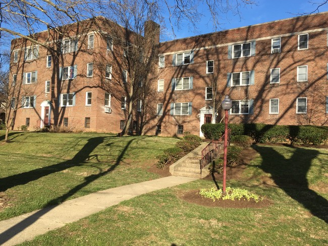 Foto del edificio - Buchanan Court Apartments