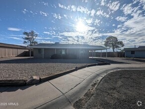 Building Photo - 1280 N Mesquite Ln