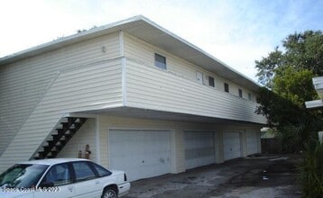 Building Photo - 205 Monroe Ave