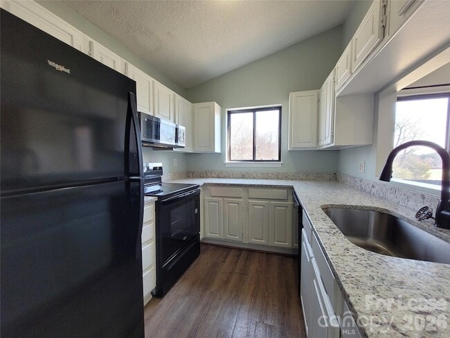 Building Photo - 1021 Mallard Head Pl