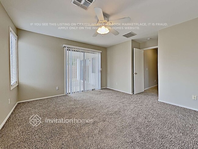 Building Photo - 12747 W Sharon Dr