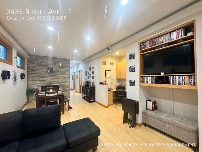Foto del edificio - 3436 N Bell Ave