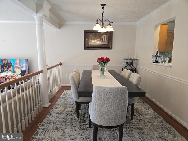 Foto del edificio - 206 Park Brook Ct