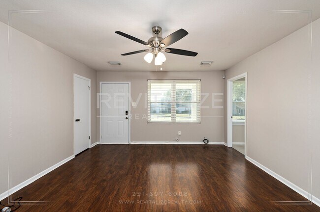 Foto del edificio - Beautifully Updated 4-Bedroom Home in West Mobile!