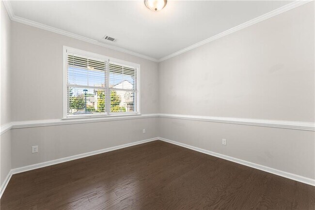 Foto del edificio - 156 Round Pond Dr