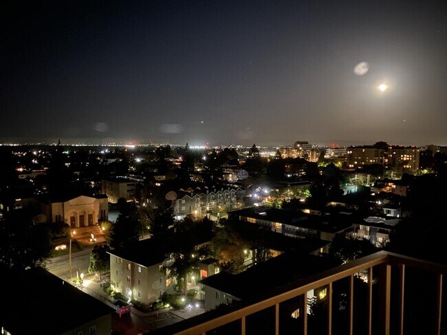 Foto del edificio - 30 Mounds Rd