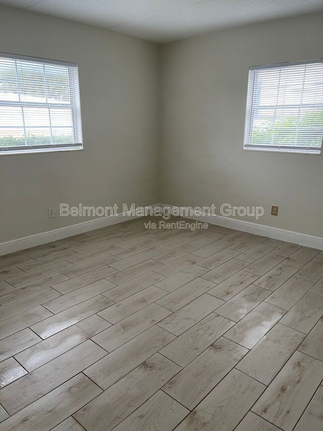 Building Photo - 1400 Eudora Rd