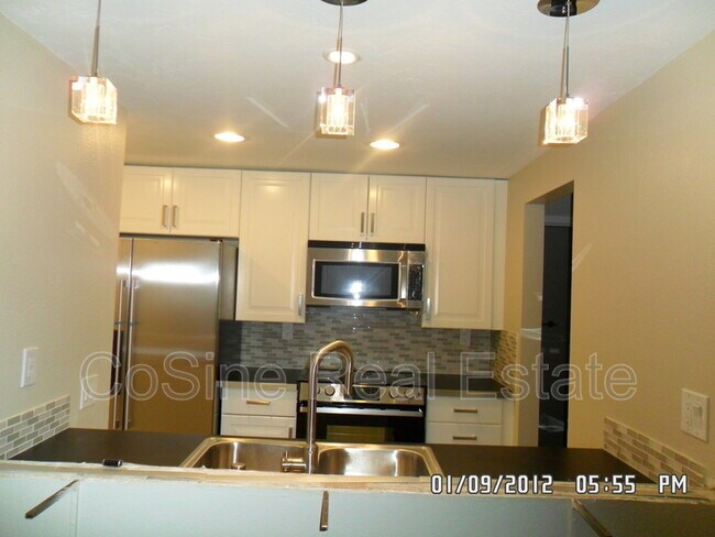 Building Photo - 6919 Park Mesa Way