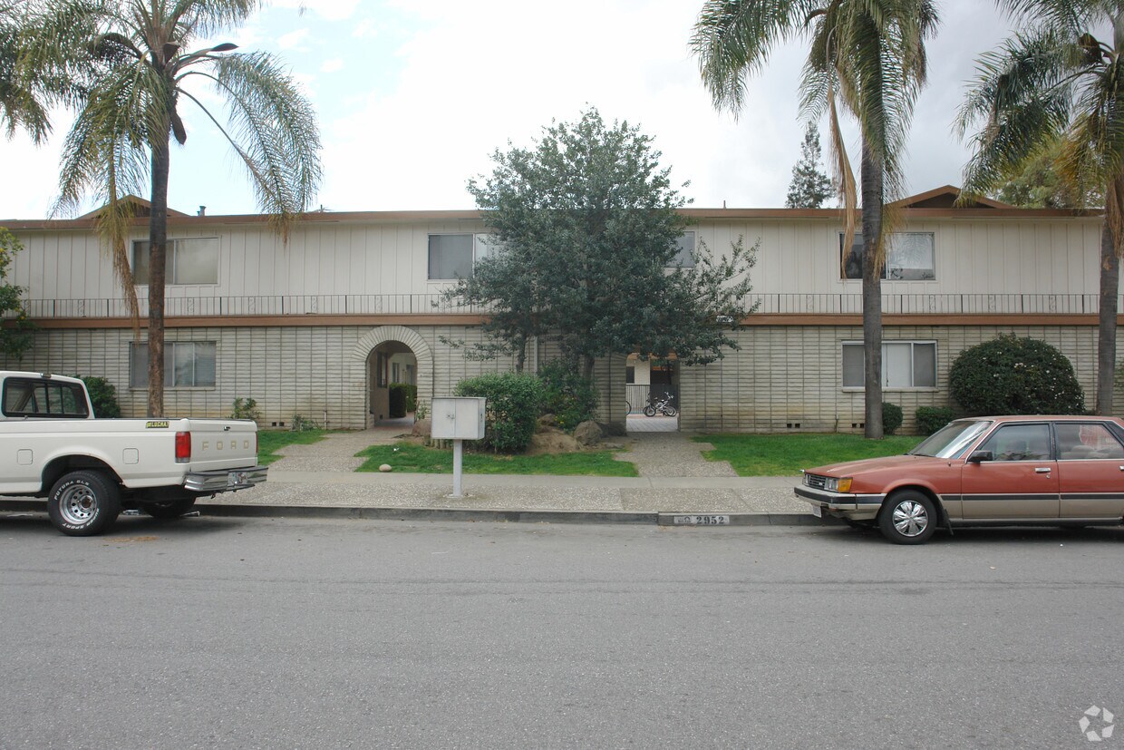Building Photo - 2952 Magliocco Drive