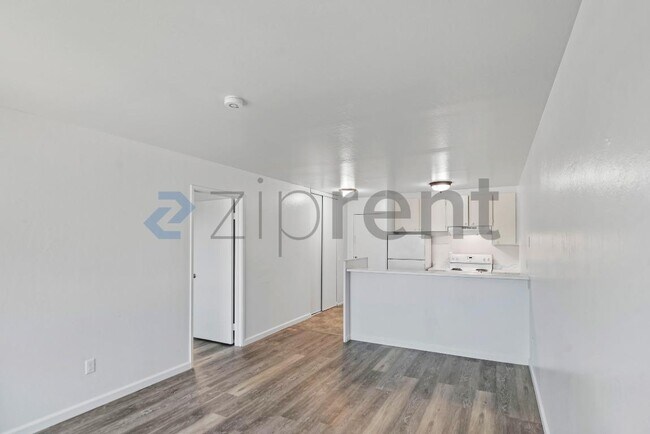 Foto del edificio - Unit 206