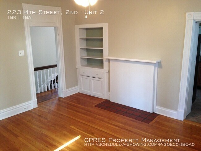 Building Photo - Beautiful Renovated 1+BED/1BATH in Aspinwall