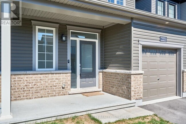 Building Photo - 223 Elsie MacGill Walk