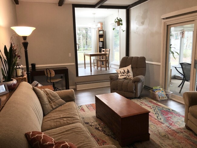 Foto del edificio - 3629 S Kingsbury Ave