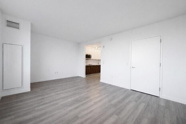 Foto del edificio - 1524 Sheepshead Bay Rd