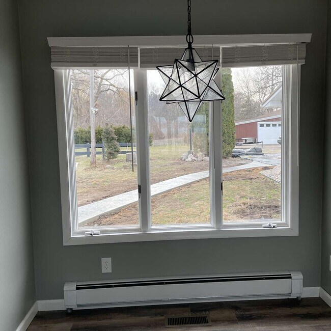 Foto del edificio - 2224 Oakwood Dr