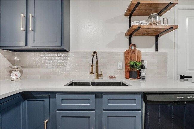 Photo - 3613 NW 53rd St House