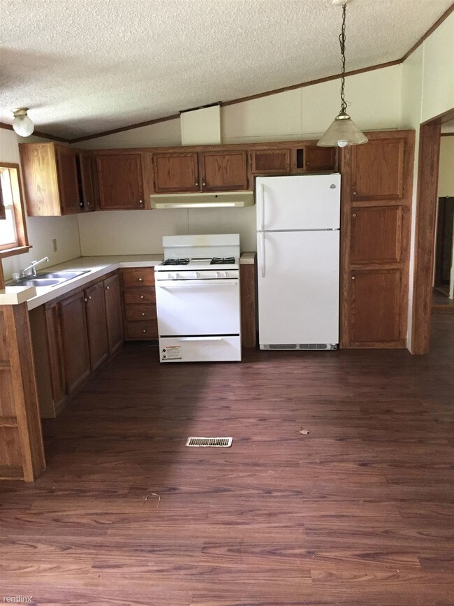Building Photo - 3 br, 2 bath House - 245 Oakland Valley Rd