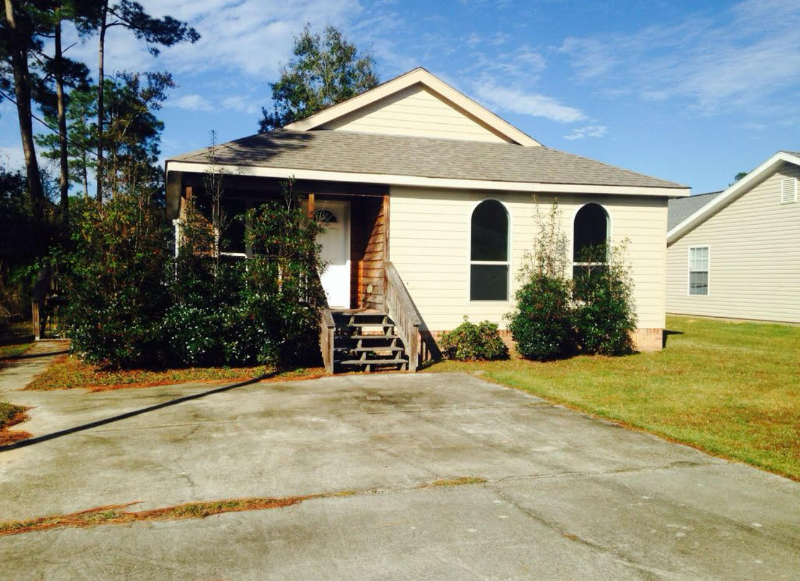 Primary Photo - 1428 White Wood Dr