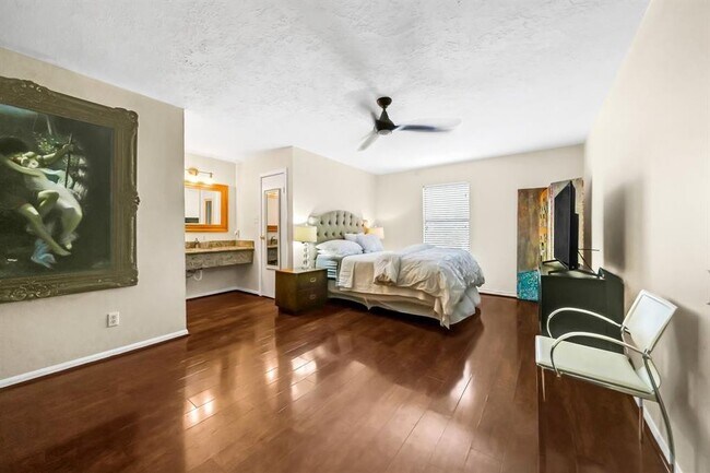 Master Bedroom - 12755 Mill Ridge Dr