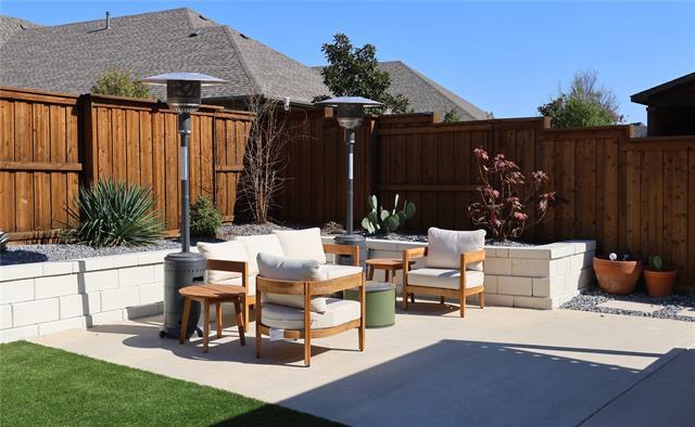 Building Photo - 861 Agave Dr