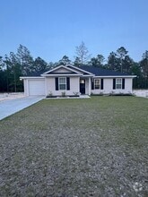 Building Photo - 465 Church Cir