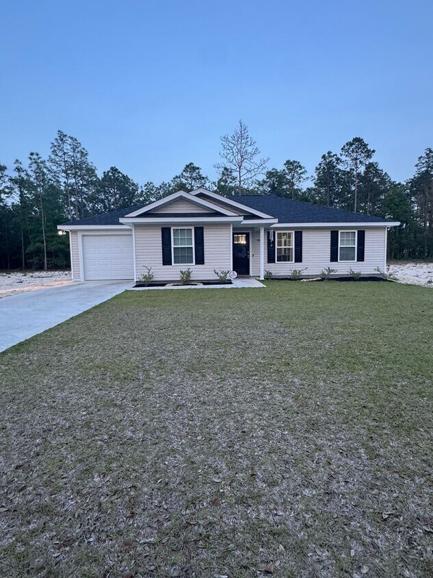 Foto principal - 465 Church Cir