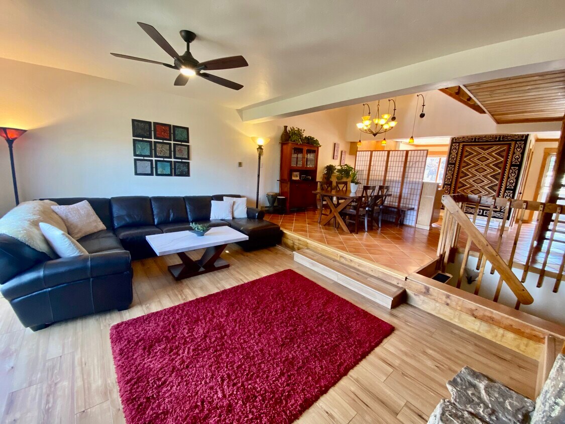 1117 Overlook Dr, Steamboat Springs, CO 80487 Townhouse for Rent in