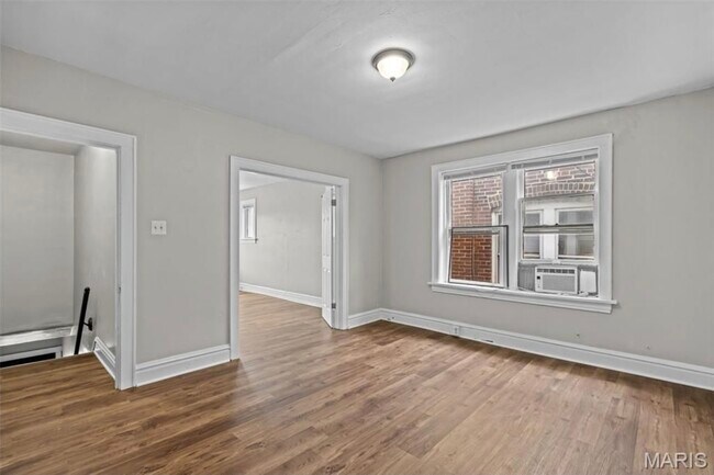 Building Photo - 3720 Winnebago St