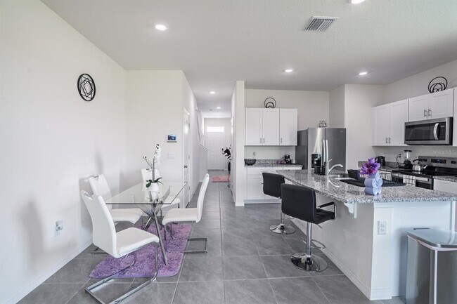Building Photo - 1456 Isleta Lp