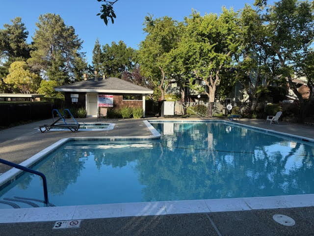 Building Photo - Beautifully remodeled/updated condo !