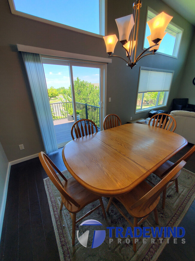 Foto del edificio - 2622 Waterfall Way NW