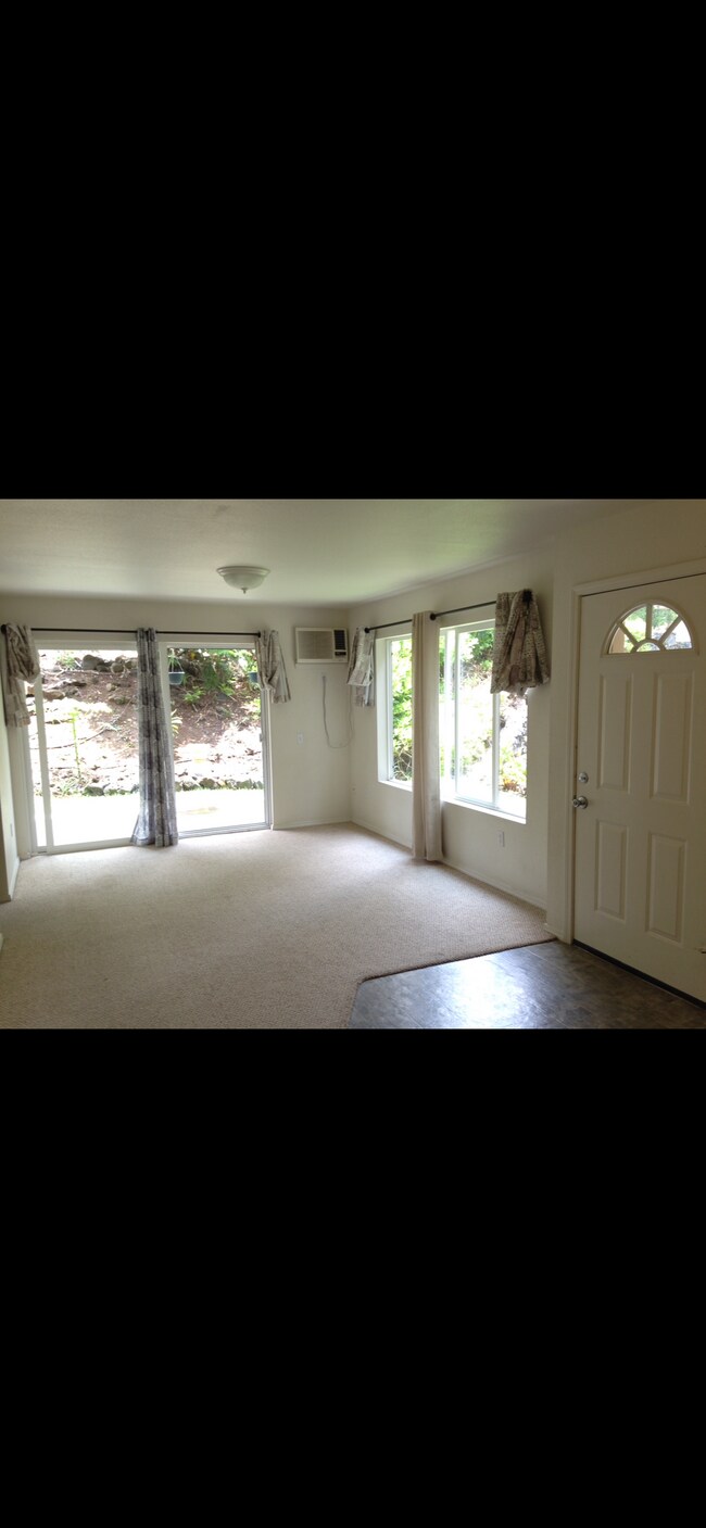 Sala de estar - 75-5743 Alahou St