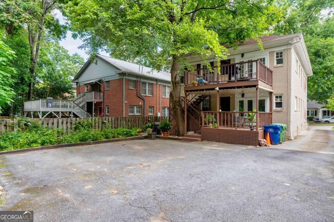 Foto del edificio - 850 Charles Allen Dr NE