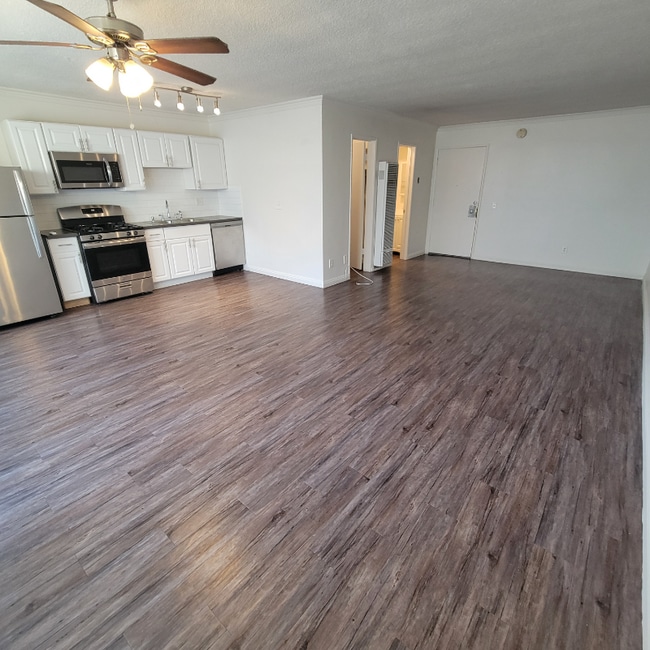 Foto del edificio - 101 Normandie Ave