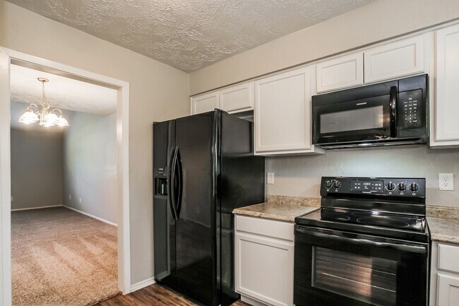 Building Photo - 4222 Chestergate Dr