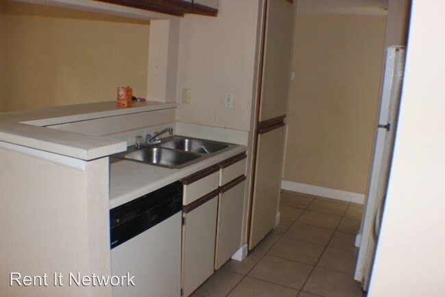 Foto del edificio - 8649 Fancy Finch Dr