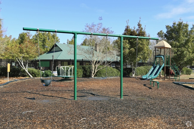 Tot Lot - North Bluff Apartments