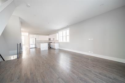 Foto del edificio - 556 W 18th St
