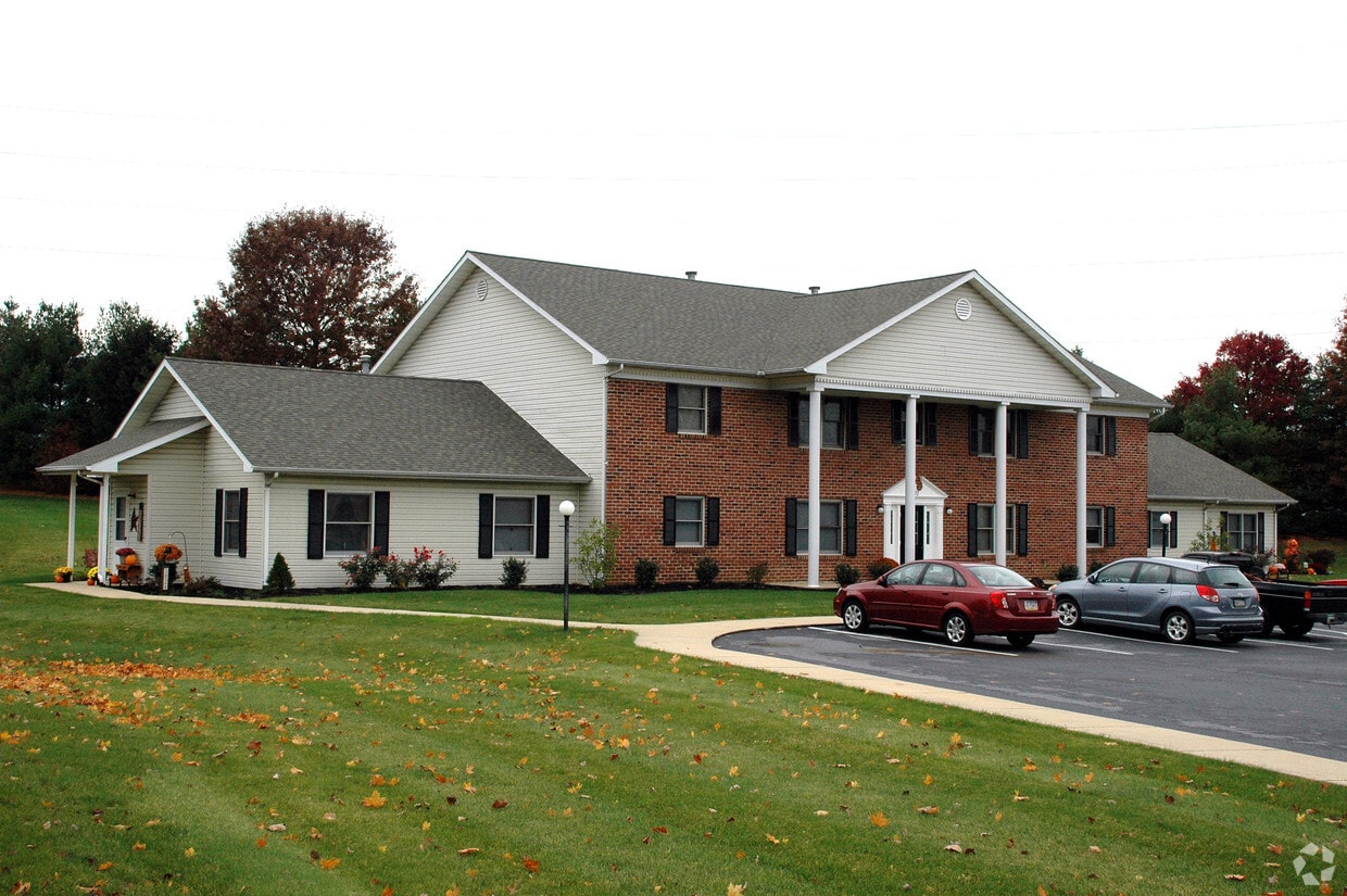 102 Wycliffe Dr, Willow Street, PA 17584 Apartments in Willow Street