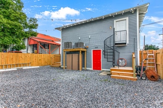 Building Photo - 2230 Amelia St