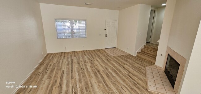 Building Photo - SCRIPPS RANCH - Scripps Townhomes - Nice 2...