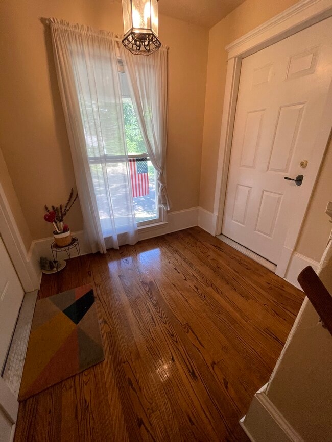 411 N Madison St Unit D, Tupelo, MS 38804 Apartments in Tupelo, MS